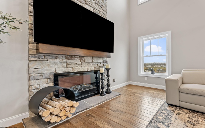 708 Slaton Lane, Morgantown, West Virginia 26508, 5 Bedrooms Bedrooms, 12 Rooms Rooms,3 BathroomsBathrooms,Single Family Detached,For Sale,Slaton,10163601