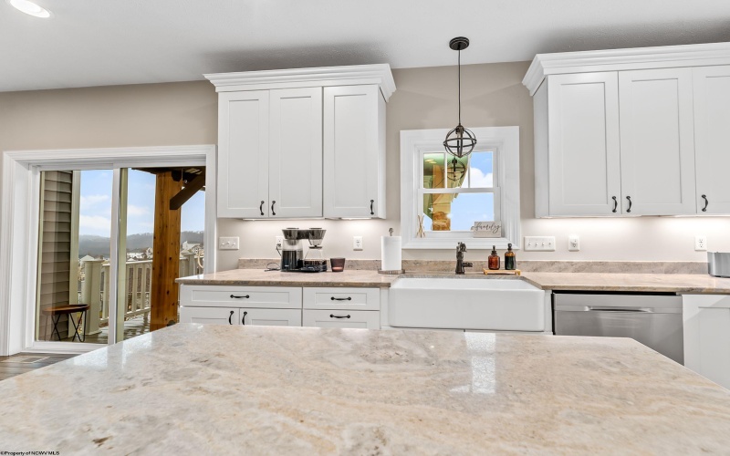 708 Slaton Lane, Morgantown, West Virginia 26508, 5 Bedrooms Bedrooms, 12 Rooms Rooms,3 BathroomsBathrooms,Single Family Detached,For Sale,Slaton,10163601