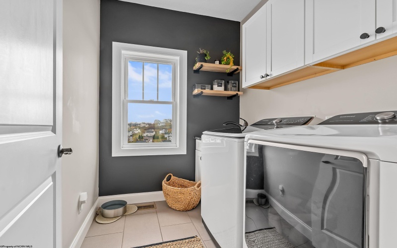 708 Slaton Lane, Morgantown, West Virginia 26508, 5 Bedrooms Bedrooms, 12 Rooms Rooms,3 BathroomsBathrooms,Single Family Detached,For Sale,Slaton,10163601