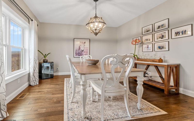 708 Slaton Lane, Morgantown, West Virginia 26508, 5 Bedrooms Bedrooms, 12 Rooms Rooms,3 BathroomsBathrooms,Single Family Detached,For Sale,Slaton,10163601