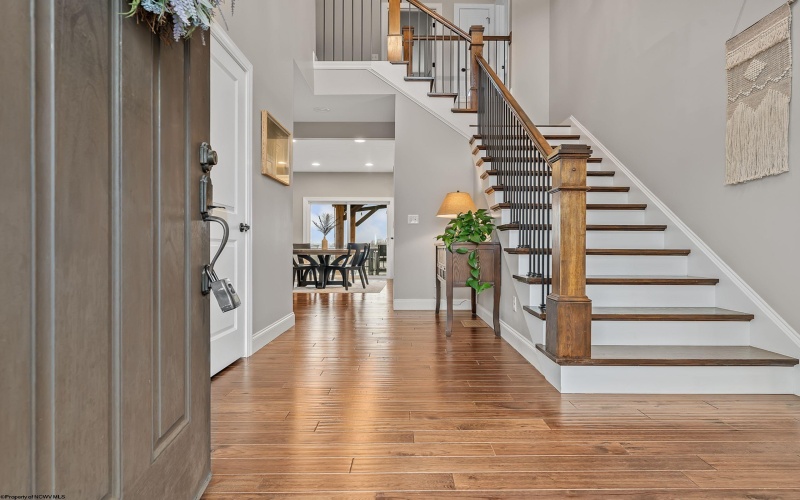 708 Slaton Lane, Morgantown, West Virginia 26508, 5 Bedrooms Bedrooms, 12 Rooms Rooms,3 BathroomsBathrooms,Single Family Detached,For Sale,Slaton,10163601