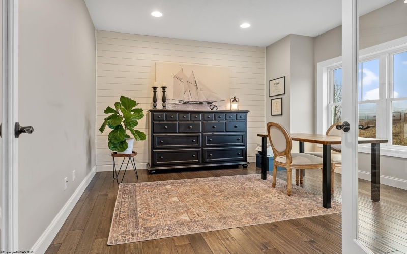 708 Slaton Lane, Morgantown, West Virginia 26508, 5 Bedrooms Bedrooms, 12 Rooms Rooms,3 BathroomsBathrooms,Single Family Detached,For Sale,Slaton,10163601