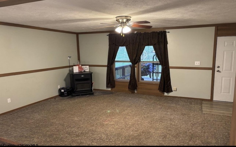 8 Old Hannahsville Lane, Parsons, West Virginia 26287, 3 Bedrooms Bedrooms, 9 Rooms Rooms,2 BathroomsBathrooms,Single Family Detached,For Sale,Old Hannahsville,10163599