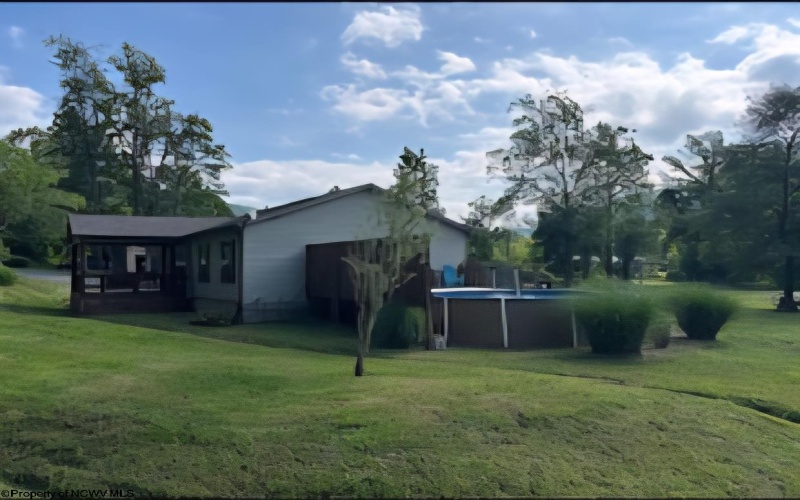 8 Old Hannahsville Lane, Parsons, West Virginia 26287, 3 Bedrooms Bedrooms, 9 Rooms Rooms,2 BathroomsBathrooms,Single Family Detached,For Sale,Old Hannahsville,10163599