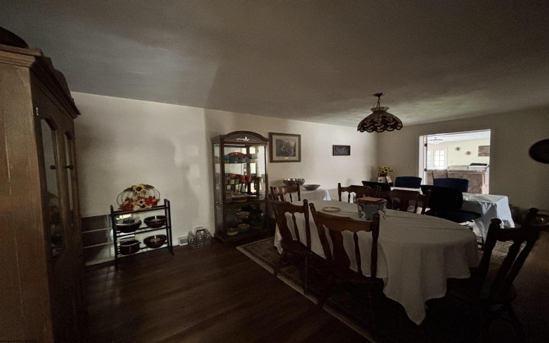 85 Woodsboro Drive, Philippi, West Virginia 26416, 5 Bedrooms Bedrooms, 12 Rooms Rooms,3 BathroomsBathrooms,Single Family Detached,For Sale,Woodsboro,10163619