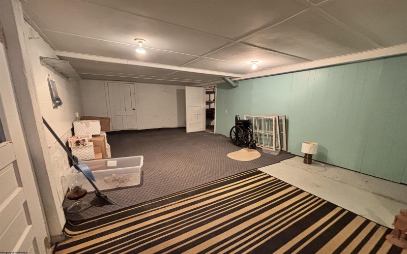 85 Woodsboro Drive, Philippi, West Virginia 26416, 5 Bedrooms Bedrooms, 12 Rooms Rooms,3 BathroomsBathrooms,Single Family Detached,For Sale,Woodsboro,10163619