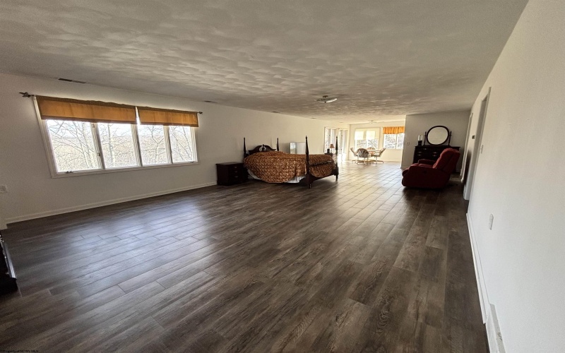 85 Woodsboro Drive, Philippi, West Virginia 26416, 5 Bedrooms Bedrooms, 12 Rooms Rooms,3 BathroomsBathrooms,Single Family Detached,For Sale,Woodsboro,10163619