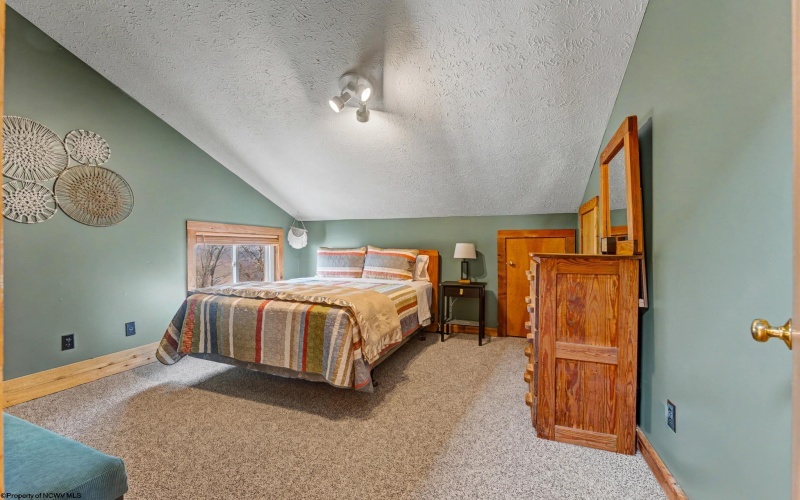 53 Ski In Court, Davis, West Virginia 26260, 5 Bedrooms Bedrooms, 10 Rooms Rooms,3 BathroomsBathrooms,Single Family Detached,For Sale,Ski In,10163617