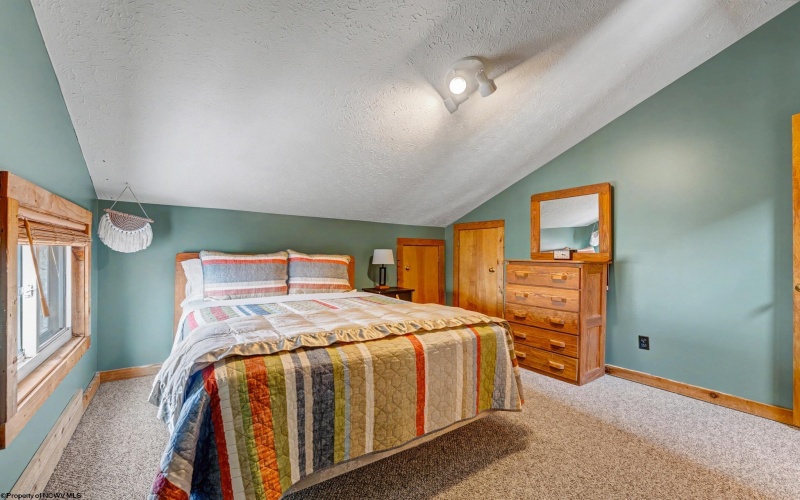 53 Ski In Court, Davis, West Virginia 26260, 5 Bedrooms Bedrooms, 10 Rooms Rooms,3 BathroomsBathrooms,Single Family Detached,For Sale,Ski In,10163617