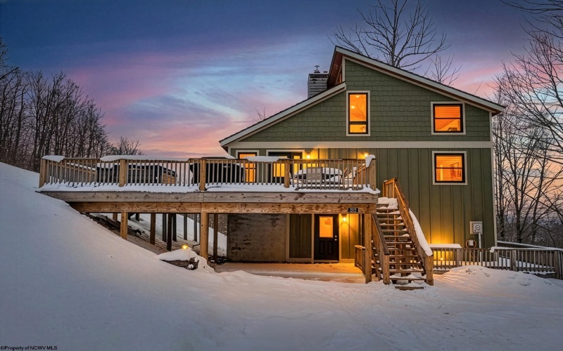 53 Ski In Court, Davis, West Virginia 26260, 5 Bedrooms Bedrooms, 10 Rooms Rooms,3 BathroomsBathrooms,Single Family Detached,For Sale,Ski In,10163617