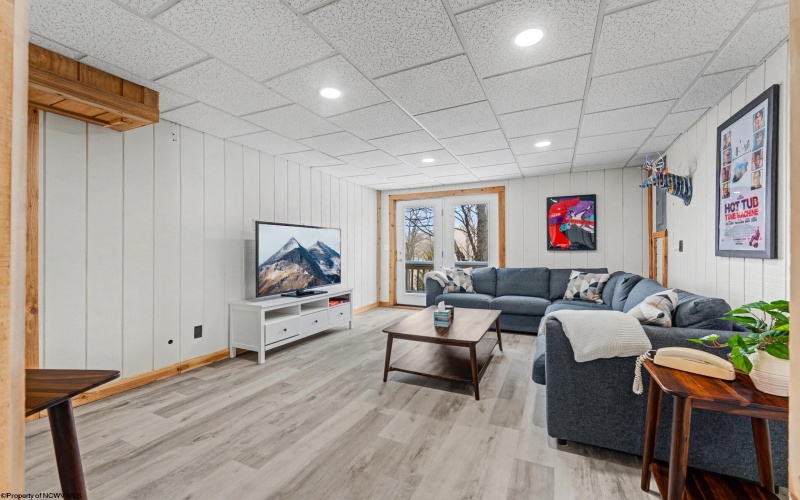 53 Ski In Court, Davis, West Virginia 26260, 5 Bedrooms Bedrooms, 10 Rooms Rooms,3 BathroomsBathrooms,Single Family Detached,For Sale,Ski In,10163617