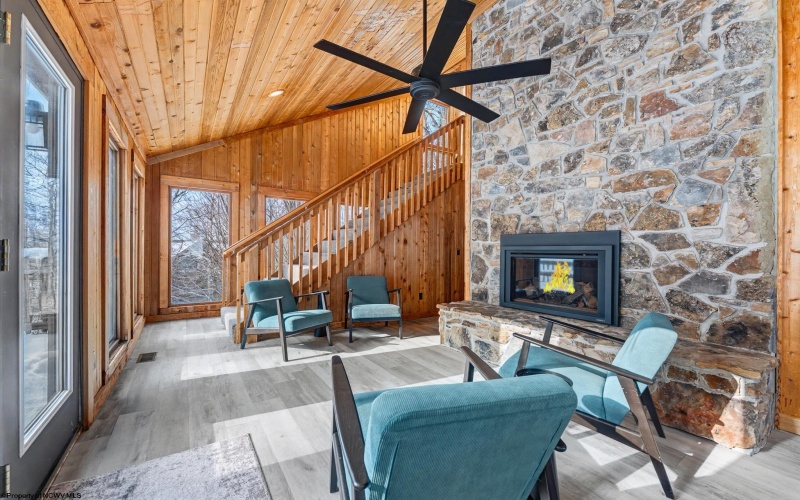 53 Ski In Court, Davis, West Virginia 26260, 5 Bedrooms Bedrooms, 10 Rooms Rooms,3 BathroomsBathrooms,Single Family Detached,For Sale,Ski In,10163617