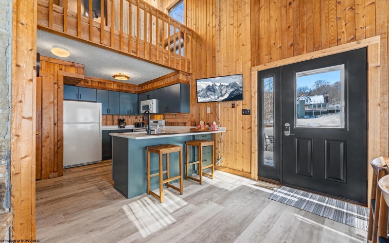 53 Ski In Court, Davis, West Virginia 26260, 5 Bedrooms Bedrooms, 10 Rooms Rooms,3 BathroomsBathrooms,Single Family Detached,For Sale,Ski In,10163617