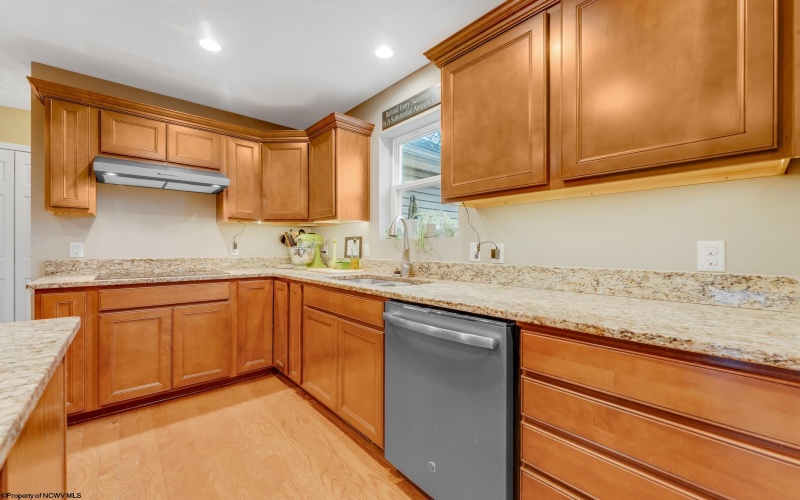 119 Cantis Hilltop Villas, Morgantown, West Virginia 26508, 5 Bedrooms Bedrooms, 12 Rooms Rooms,3 BathroomsBathrooms,Single Family Detached,For Sale,Cantis Hilltop,10163620