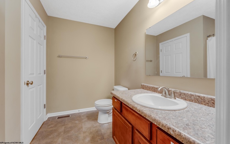 119 Cantis Hilltop Villas, Morgantown, West Virginia 26508, 5 Bedrooms Bedrooms, 12 Rooms Rooms,3 BathroomsBathrooms,Single Family Detached,For Sale,Cantis Hilltop,10163620