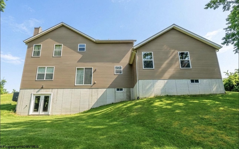 119 Cantis Hilltop Villas, Morgantown, West Virginia 26508, 5 Bedrooms Bedrooms, 12 Rooms Rooms,3 BathroomsBathrooms,Single Family Detached,For Sale,Cantis Hilltop,10163620