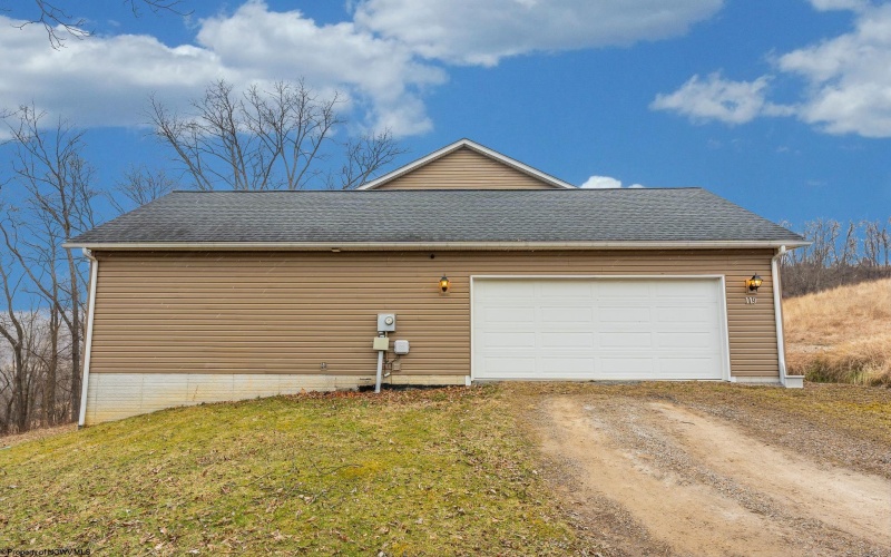 119 Cantis Hilltop Villas, Morgantown, West Virginia 26508, 5 Bedrooms Bedrooms, 12 Rooms Rooms,3 BathroomsBathrooms,Single Family Detached,For Sale,Cantis Hilltop,10163620