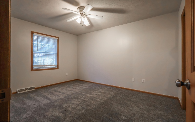 1508 Bergamont Street, Morgantown, West Virginia 26505, 3 Bedrooms Bedrooms, 6 Rooms Rooms,2 BathroomsBathrooms,Single Family Attached,For Sale,Bergamont,10163634