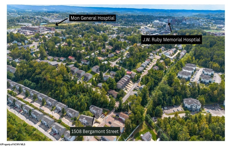 1508 Bergamont Street, Morgantown, West Virginia 26505, 3 Bedrooms Bedrooms, 6 Rooms Rooms,2 BathroomsBathrooms,Single Family Attached,For Sale,Bergamont,10163634