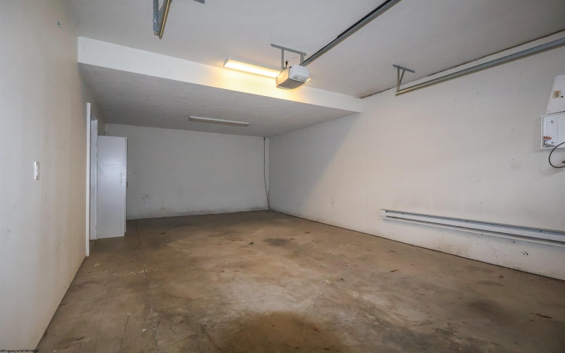 1508 Bergamont Street, Morgantown, West Virginia 26505, 3 Bedrooms Bedrooms, 6 Rooms Rooms,2 BathroomsBathrooms,Single Family Attached,For Sale,Bergamont,10163634