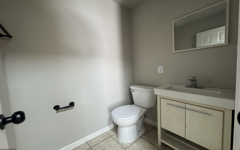 511 Scenic Ridge, Fairmont, West Virginia 26554, 4 Bedrooms Bedrooms, 9 Rooms Rooms,2 BathroomsBathrooms,Single Family Attached,For Sale,Scenic,10163635