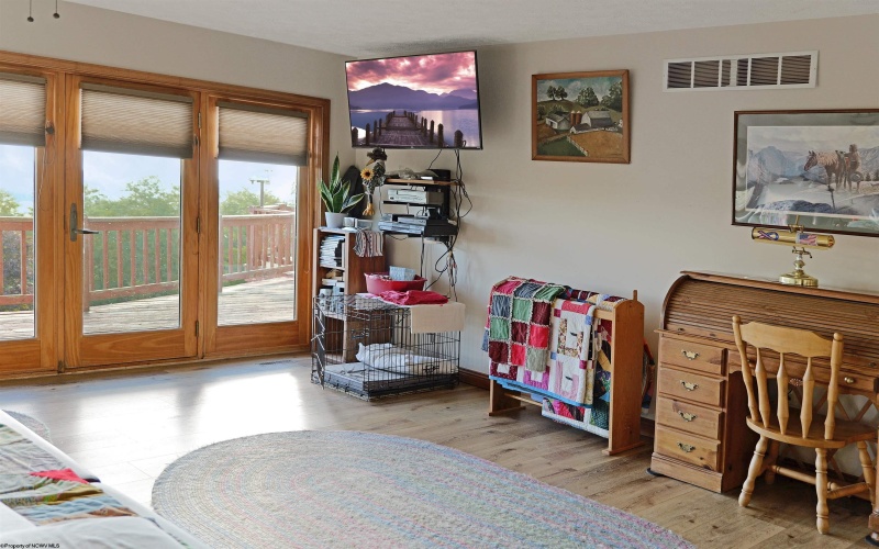 1516 White Oak School Road, Terra Alta, West Virginia 26764, 3 Bedrooms Bedrooms, 11 Rooms Rooms,3 BathroomsBathrooms,Single Family Detached,For Sale,White Oak School,10161785