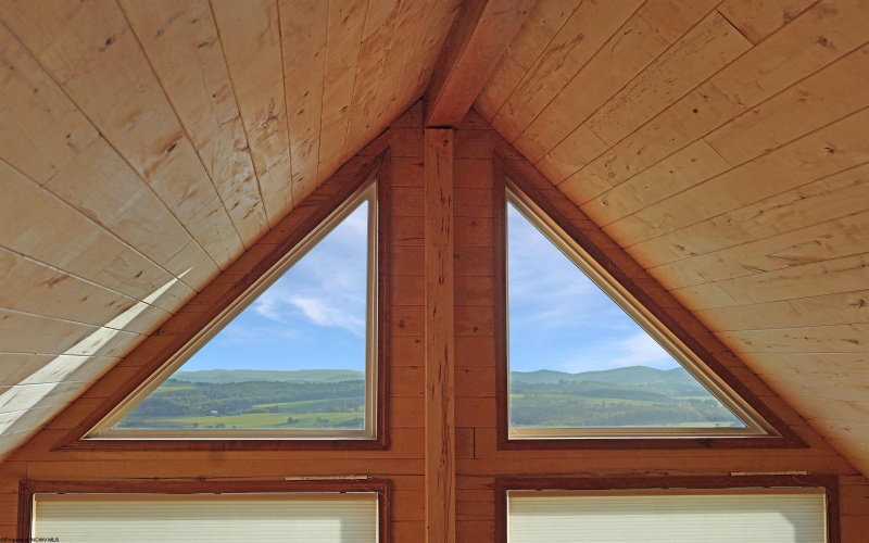 1516 White Oak School Road, Terra Alta, West Virginia 26764, 3 Bedrooms Bedrooms, 11 Rooms Rooms,3 BathroomsBathrooms,Single Family Detached,For Sale,White Oak School,10161785