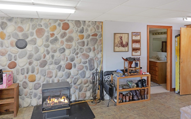 1516 White Oak School Road, Terra Alta, West Virginia 26764, 3 Bedrooms Bedrooms, 11 Rooms Rooms,3 BathroomsBathrooms,Single Family Detached,For Sale,White Oak School,10161785