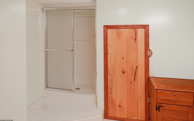 1516 White Oak School Road, Terra Alta, West Virginia 26764, 3 Bedrooms Bedrooms, 11 Rooms Rooms,3 BathroomsBathrooms,Single Family Detached,For Sale,White Oak School,10161785