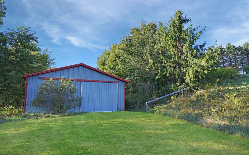 1516 White Oak School Road, Terra Alta, West Virginia 26764, 3 Bedrooms Bedrooms, 11 Rooms Rooms,3 BathroomsBathrooms,Single Family Detached,For Sale,White Oak School,10161785