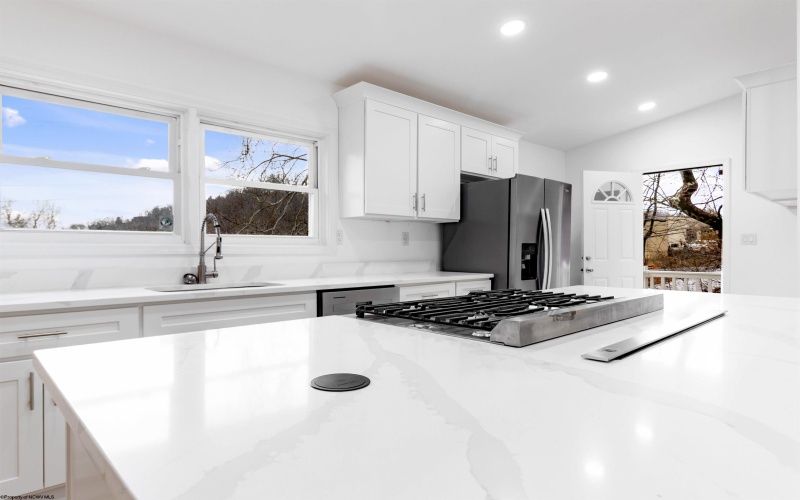 608 Brockway Avenue, Morgantown, West Virginia 26501, 3 Bedrooms Bedrooms, 7 Rooms Rooms,1 BathroomBathrooms,Single Family Detached,For Sale,Brockway,10163636