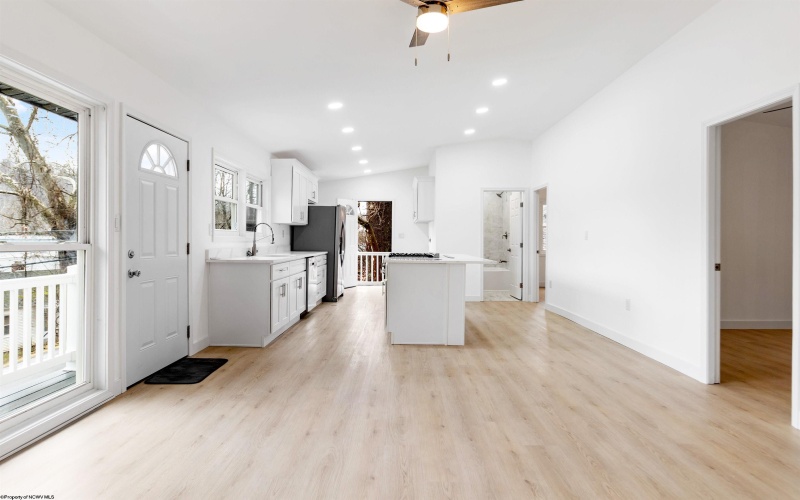 608 Brockway Avenue, Morgantown, West Virginia 26501, 3 Bedrooms Bedrooms, 7 Rooms Rooms,1 BathroomBathrooms,Single Family Detached,For Sale,Brockway,10163636