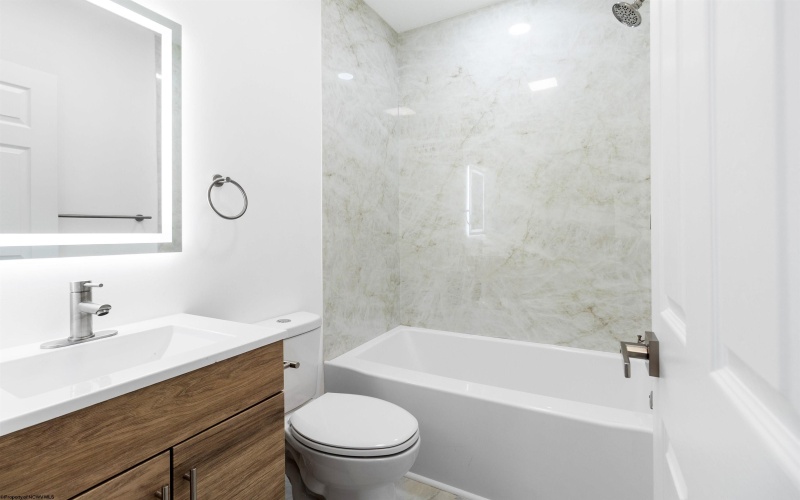 608 Brockway Avenue, Morgantown, West Virginia 26501, 3 Bedrooms Bedrooms, 7 Rooms Rooms,1 BathroomBathrooms,Single Family Detached,For Sale,Brockway,10163636