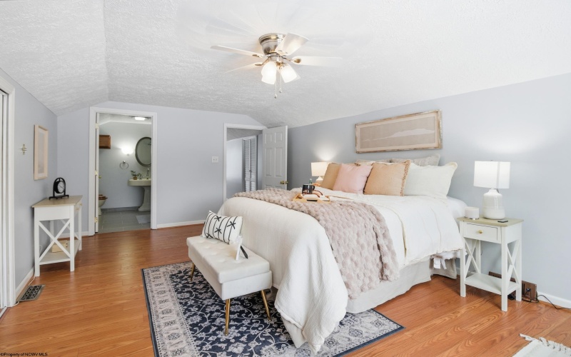 1912 Bunner Ridge Road, Fairmont, West Virginia 26554, 4 Bedrooms Bedrooms, 8 Rooms Rooms,2 BathroomsBathrooms,Single Family Detached,For Sale,Bunner Ridge,10163632