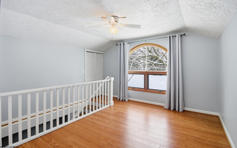 1912 Bunner Ridge Road, Fairmont, West Virginia 26554, 4 Bedrooms Bedrooms, 8 Rooms Rooms,2 BathroomsBathrooms,Single Family Detached,For Sale,Bunner Ridge,10163632