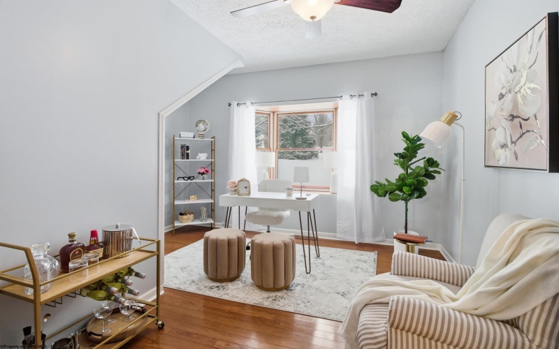 1912 Bunner Ridge Road, Fairmont, West Virginia 26554, 4 Bedrooms Bedrooms, 8 Rooms Rooms,2 BathroomsBathrooms,Single Family Detached,For Sale,Bunner Ridge,10163632