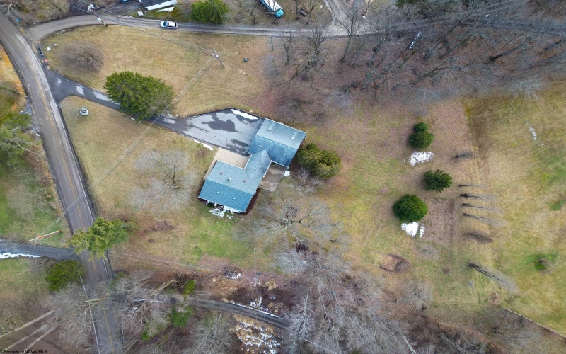 1912 Bunner Ridge Road, Fairmont, West Virginia 26554, 4 Bedrooms Bedrooms, 8 Rooms Rooms,2 BathroomsBathrooms,Single Family Detached,For Sale,Bunner Ridge,10163632