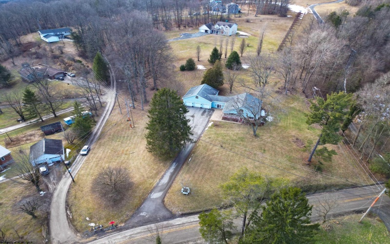 1912 Bunner Ridge Road, Fairmont, West Virginia 26554, 4 Bedrooms Bedrooms, 8 Rooms Rooms,2 BathroomsBathrooms,Single Family Detached,For Sale,Bunner Ridge,10163632