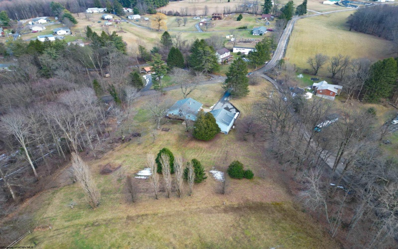 1912 Bunner Ridge Road, Fairmont, West Virginia 26554, 4 Bedrooms Bedrooms, 8 Rooms Rooms,2 BathroomsBathrooms,Single Family Detached,For Sale,Bunner Ridge,10163632