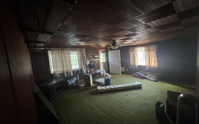 120 jackson Street, Weston, West Virginia 26452, 3 Bedrooms Bedrooms, 8 Rooms Rooms,1 BathroomBathrooms,Single Family Detached,For Sale,jackson,10163624