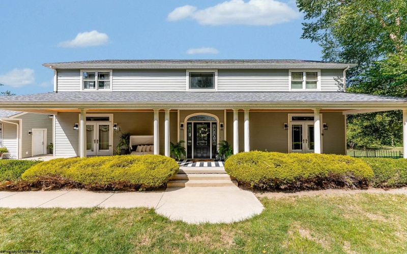 203 Jade Drive, Morgantown, West Virginia 26508, 5 Bedrooms Bedrooms, 13 Rooms Rooms,4 BathroomsBathrooms,Single Family Detached,For Sale,Jade,10161696