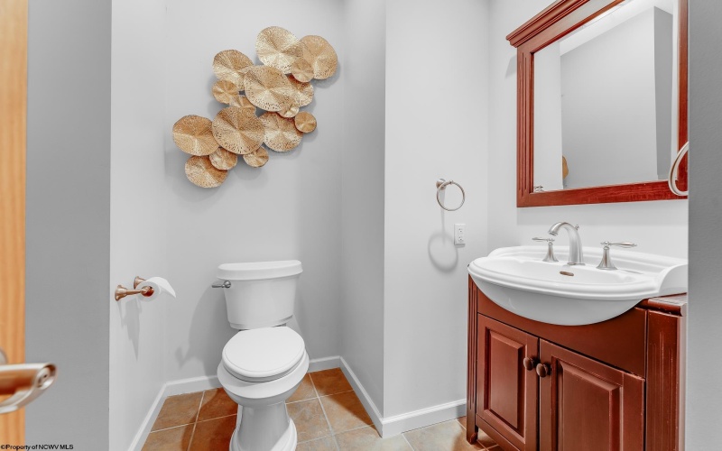 203 Jade Drive, Morgantown, West Virginia 26508, 5 Bedrooms Bedrooms, 13 Rooms Rooms,4 BathroomsBathrooms,Single Family Detached,For Sale,Jade,10161696