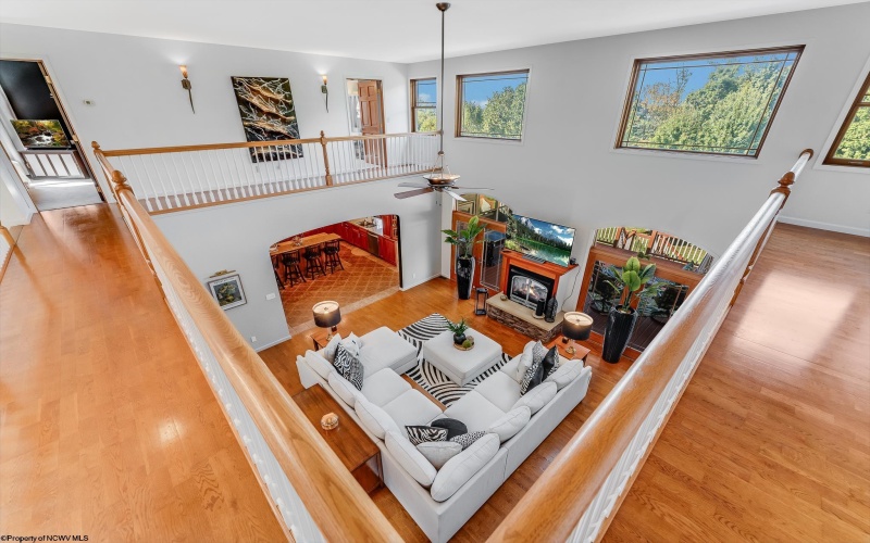 203 Jade Drive, Morgantown, West Virginia 26508, 5 Bedrooms Bedrooms, 13 Rooms Rooms,4 BathroomsBathrooms,Single Family Detached,For Sale,Jade,10161696