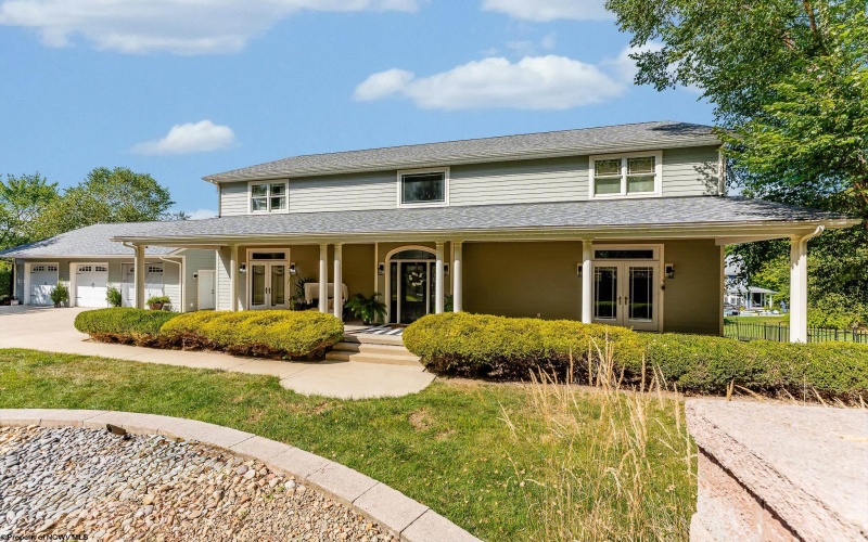 203 Jade Drive, Morgantown, West Virginia 26508, 5 Bedrooms Bedrooms, 13 Rooms Rooms,4 BathroomsBathrooms,Single Family Detached,For Sale,Jade,10161696