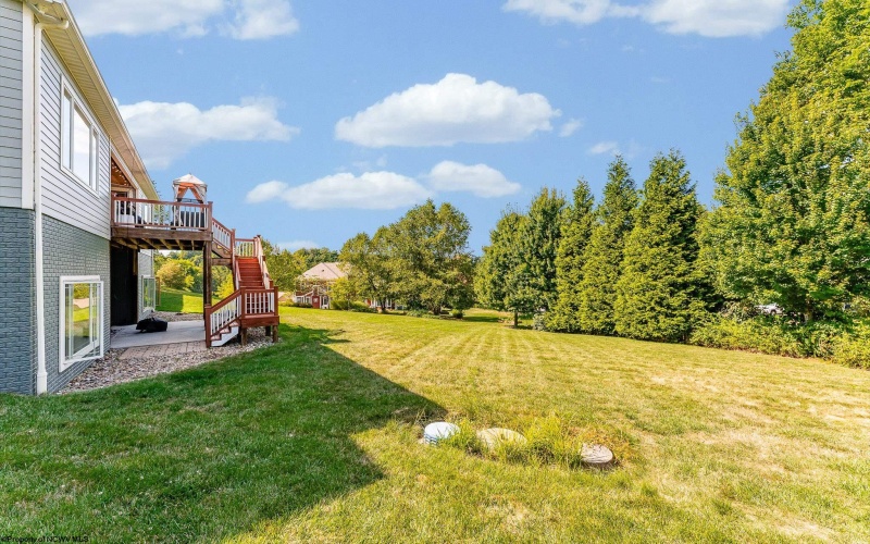 203 Jade Drive, Morgantown, West Virginia 26508, 5 Bedrooms Bedrooms, 13 Rooms Rooms,4 BathroomsBathrooms,Single Family Detached,For Sale,Jade,10161696