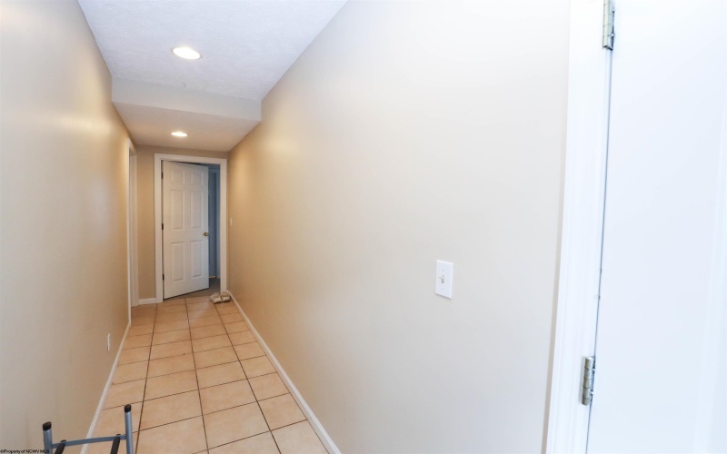 5 Sunridge Drive, Morgantown, West Virginia 26505, 4 Bedrooms Bedrooms, 8 Rooms Rooms,4 BathroomsBathrooms,Single Family Attached,For Sale,Sunridge,10163656