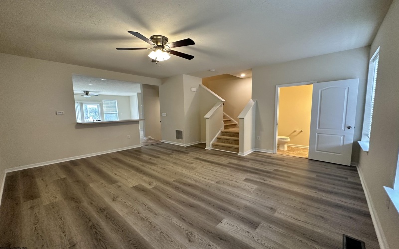 104 Inlet Street, Morgantown, West Virginia 26508, 3 Bedrooms Bedrooms, 7 Rooms Rooms,4 BathroomsBathrooms,Residential Rentals,For Rent,Inlet,10163651