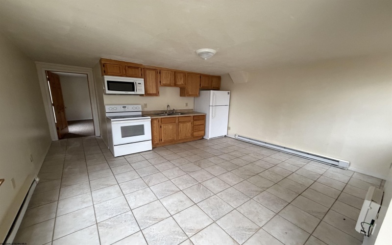 663 Price Street, Morgantown, West Virginia 26505, 1 Bedroom Bedrooms, 2 Rooms Rooms,1 BathroomBathrooms,Residential Rentals,For Rent,Price,10163653