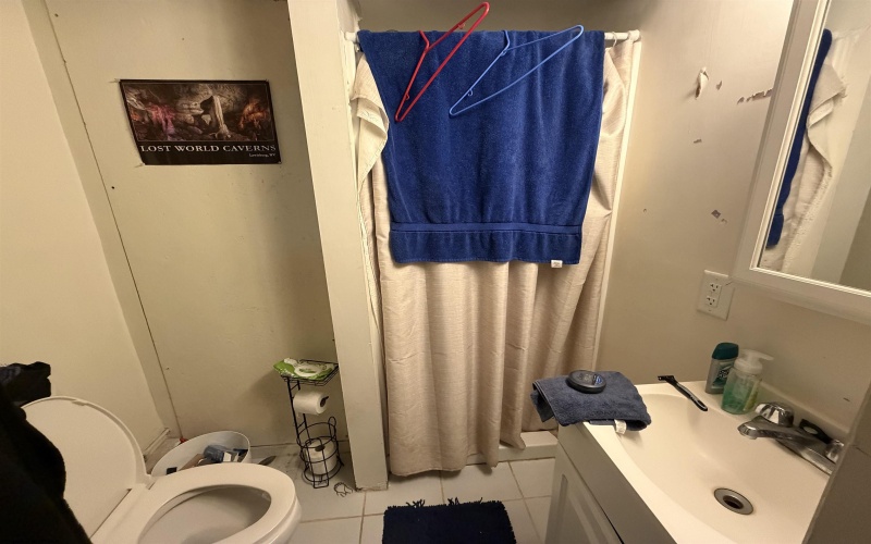 263 Taylor Street, Morgantown, West Virginia 26505, 1 Bedroom Bedrooms, 2 Rooms Rooms,1 BathroomBathrooms,Residential Rentals,For Rent,Taylor,10163654