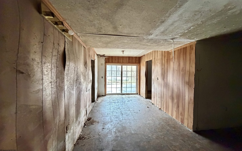 200 Beavertail Drive, Bruceton Mills, West Virginia 26525, 3 Bedrooms Bedrooms, 7 Rooms Rooms,2 BathroomsBathrooms,Single Family Detached,For Sale,Beavertail,10163657